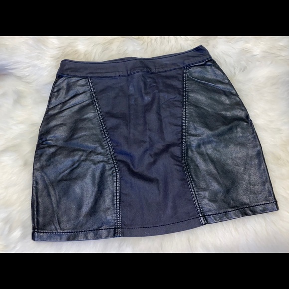Tight Mini Skirt | Divided by H&M - Picture 3 of 4